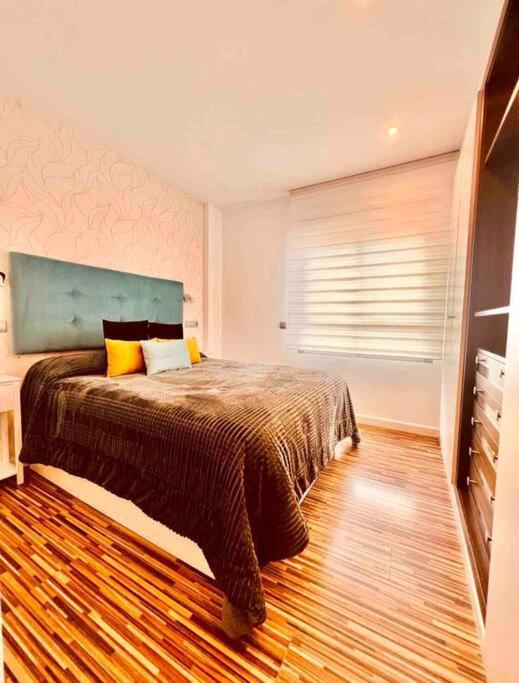 Apartamento Centrico Con Plaza De Garaje Y Piscina Apartment Murcia Ngoại thất bức ảnh